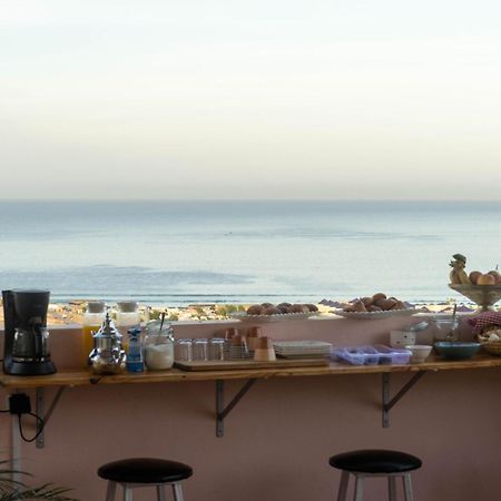 Monkey'S Guest House - Ocean View Rooms & Apartment With Rooftop Tamraght Exterior photo