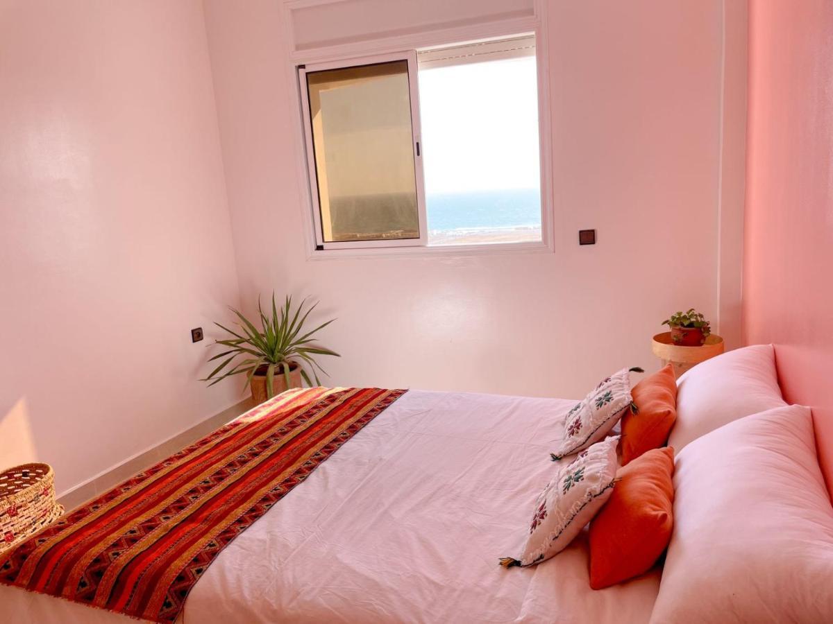 Monkey'S Guest House - Ocean View Rooms & Apartment With Rooftop Tamraght Exterior photo